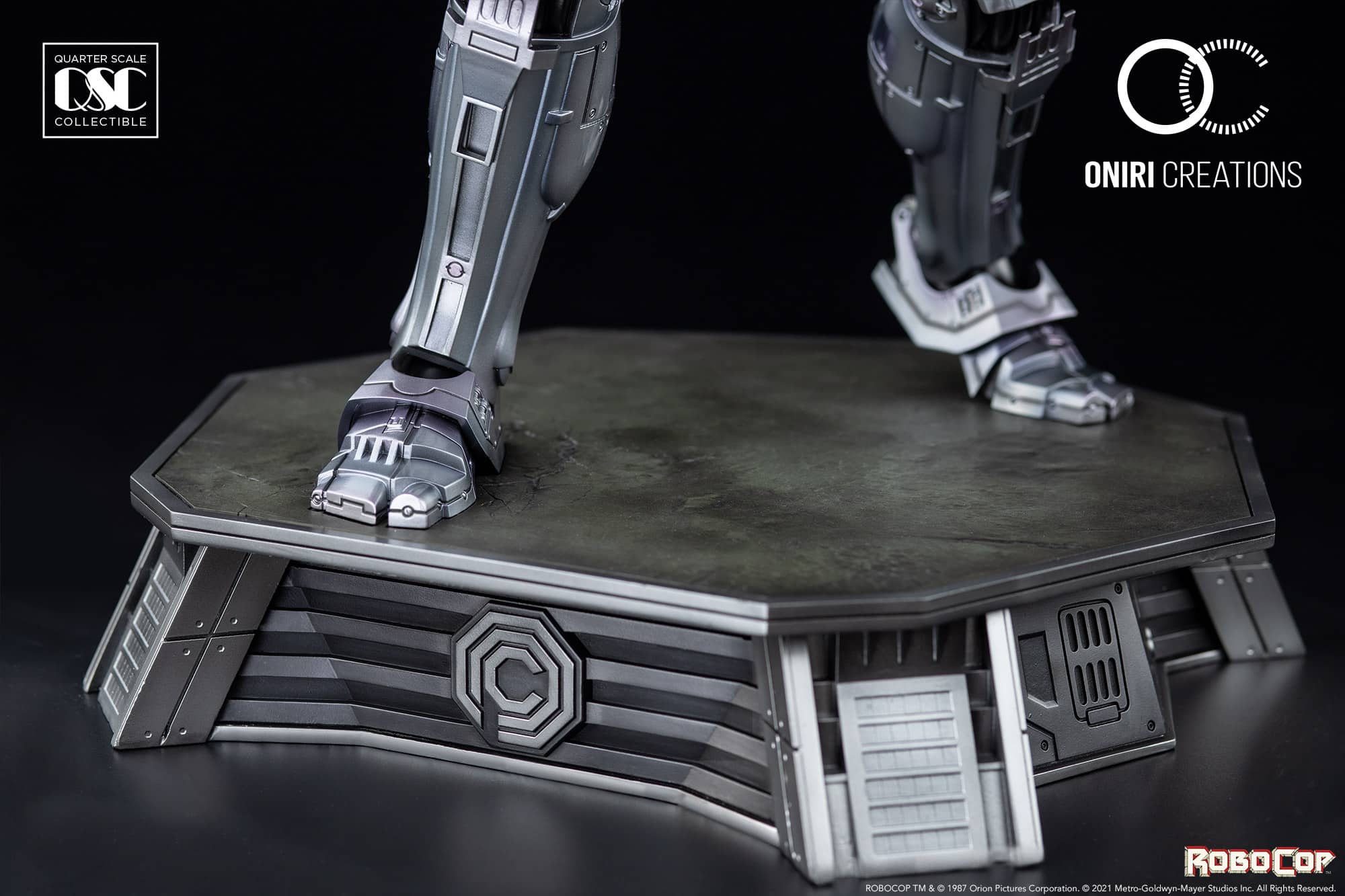 robocop statue oniri creations