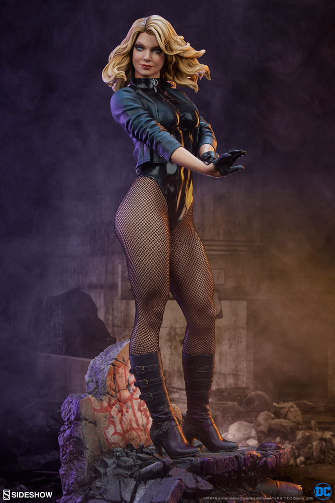 Black Canary Premium Format Figure