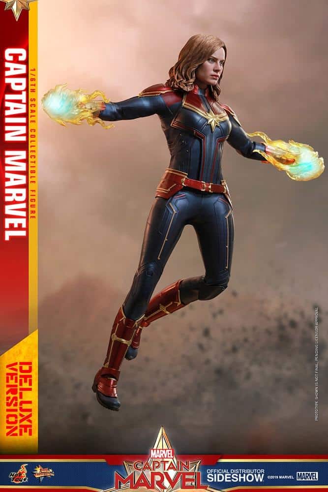 captain marvel deluxe version marvel gallery c dd cf d