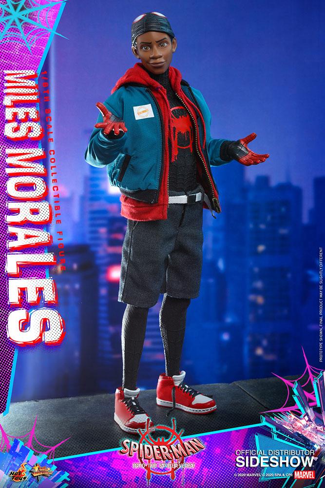 Into The Spiderverse Miles Morales Sixth Scale Figure