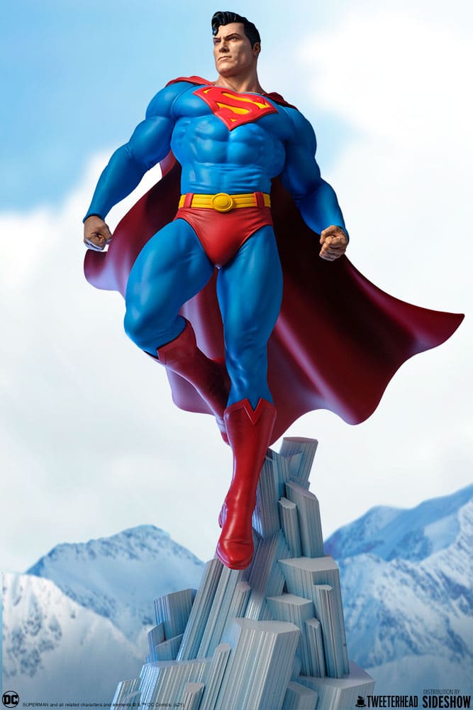 Superman Maquette