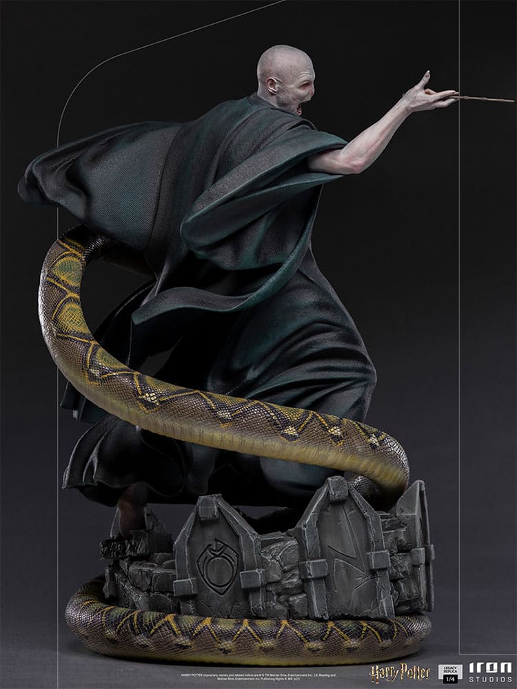 voldemort and nagini harry potter gallery c e ab af