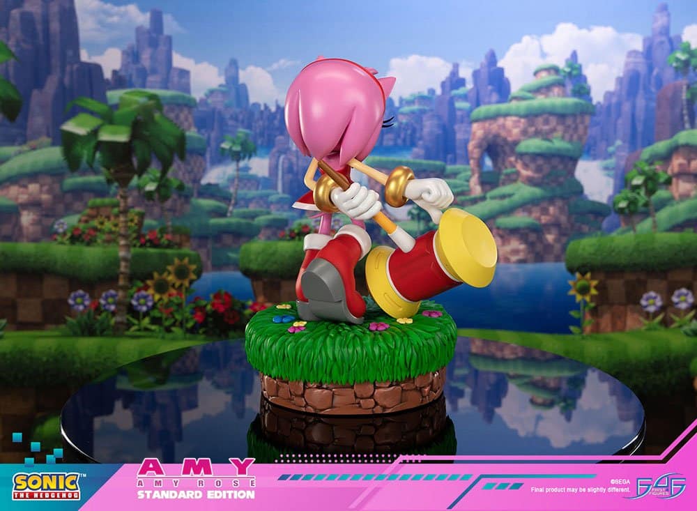 Sonic The Hedgehog Amy Rose Statue