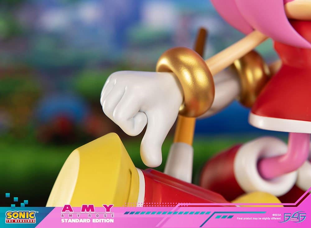 Sonic The Hedgehog Amy Rose Statue