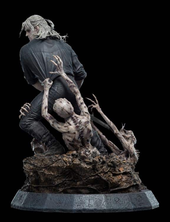 93b00b72-0261-4a8d-9957-1c5014bcb690 WETA Workshop The Witcher Geralt Statue The White Wolf (Season 2) Limited Edition Collectible