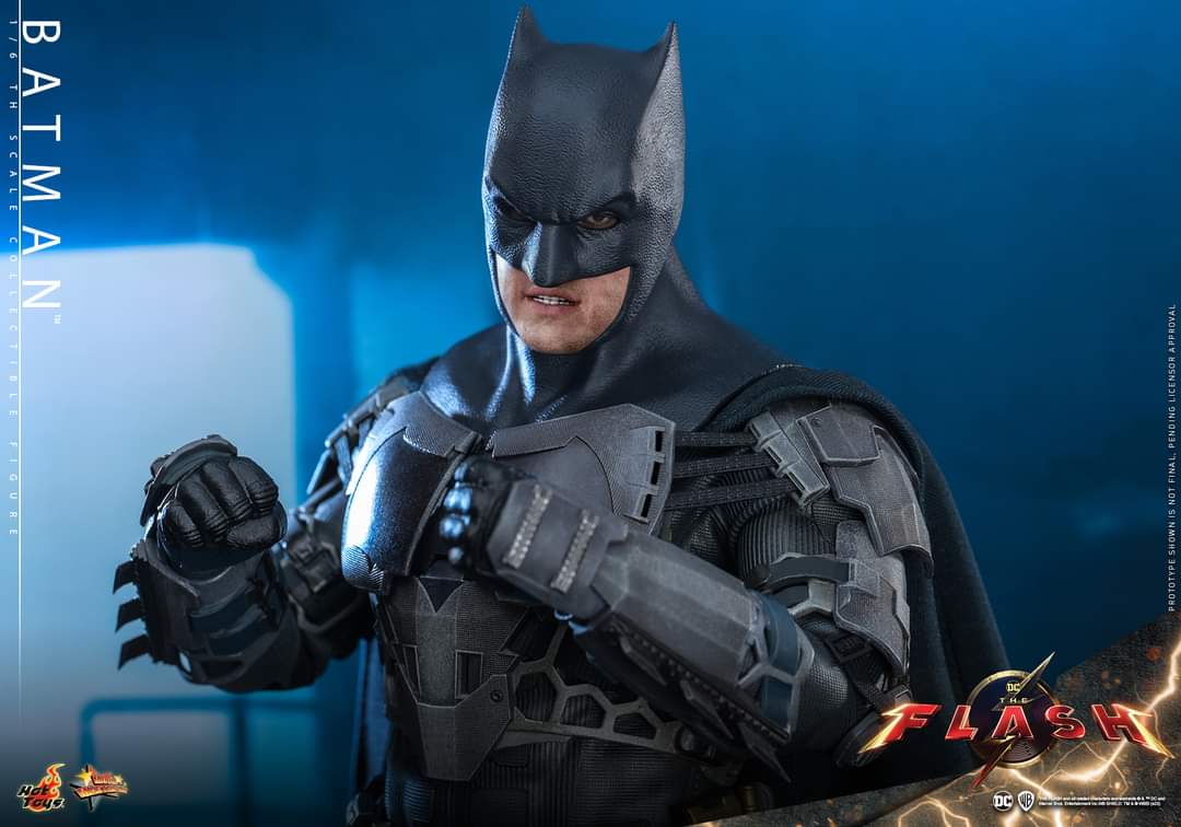 Hot Toys Batman Figure The Flash Limited Sixth Scale Collectible