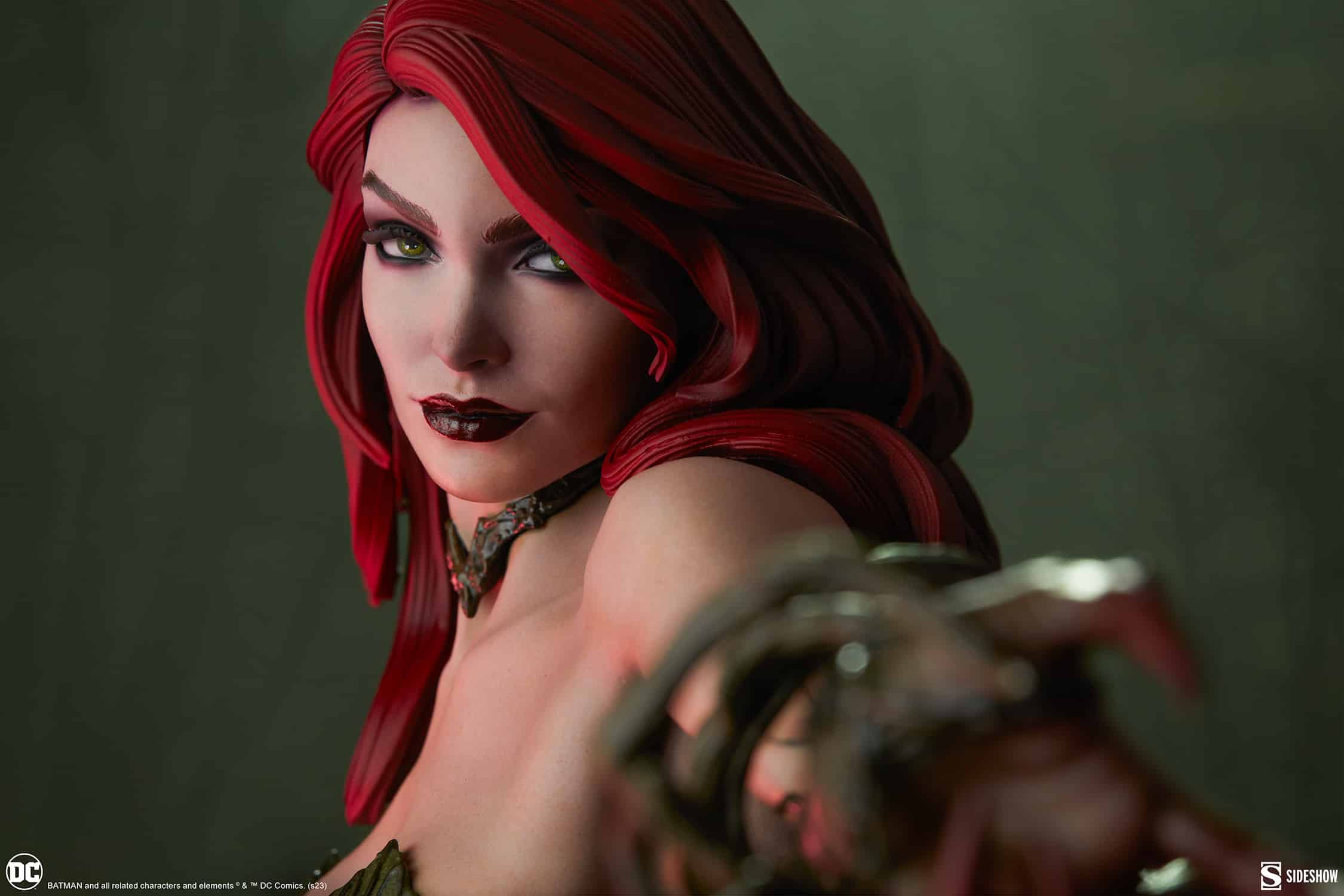 Sideshow Collectibles Poison Ivy Deadly Nature Premium Format Figure