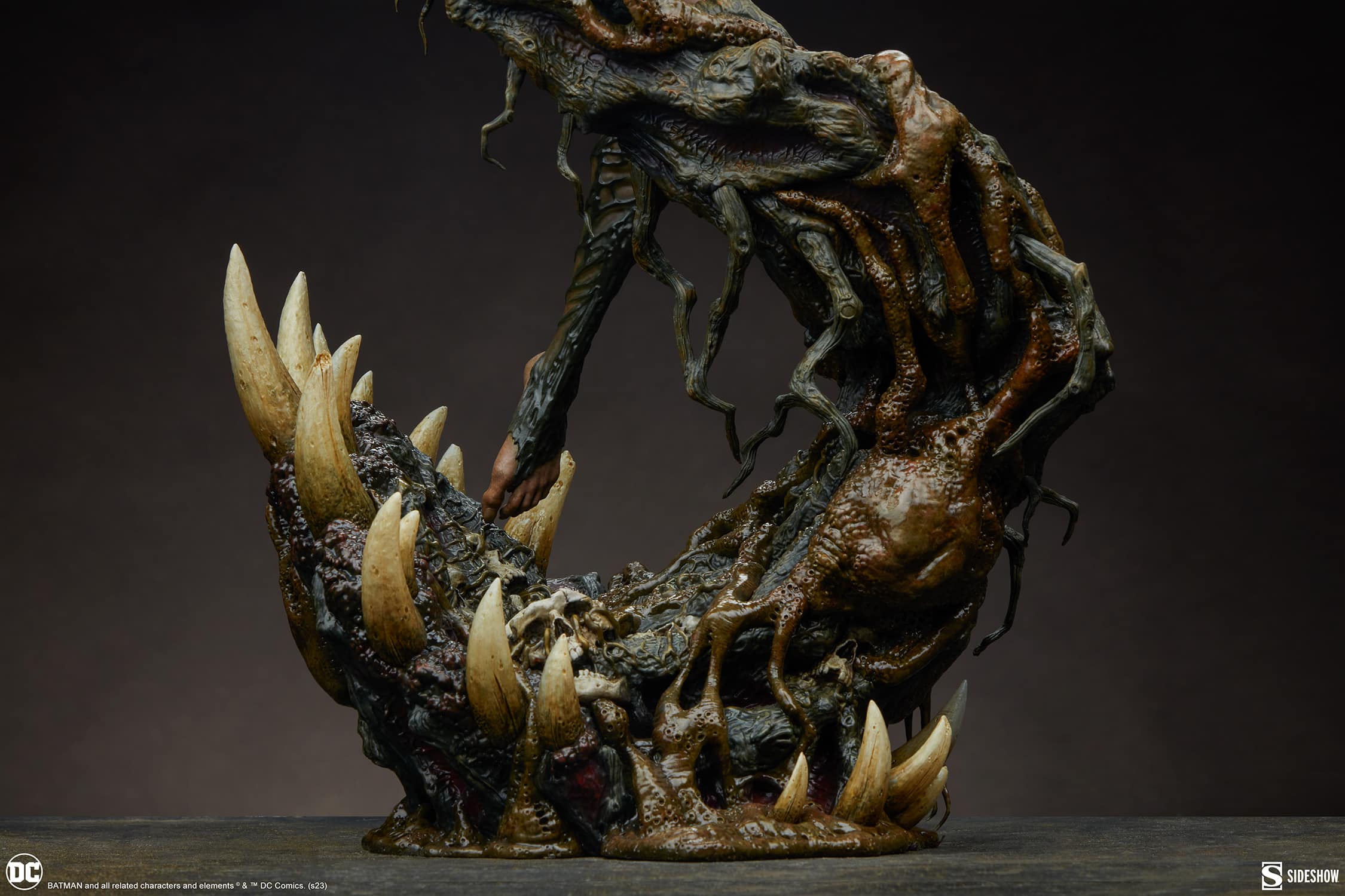 Sideshow Collectibles Poison Ivy Deadly Nature Premium Format Figure