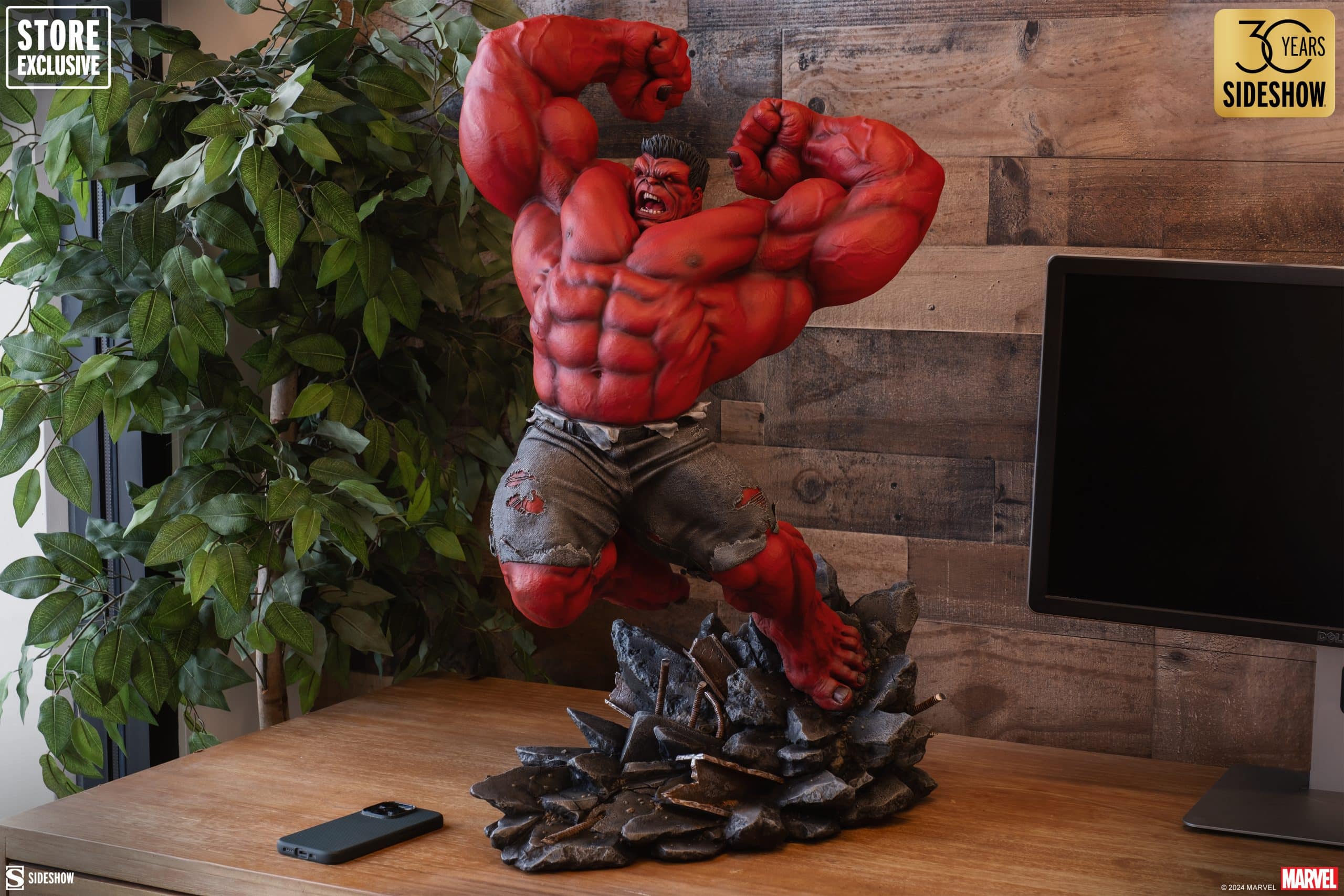 Sideshow Collectibles Red Hulk Thunderbolt Ross Premium Format Figure Store Exclusive Statue Variant