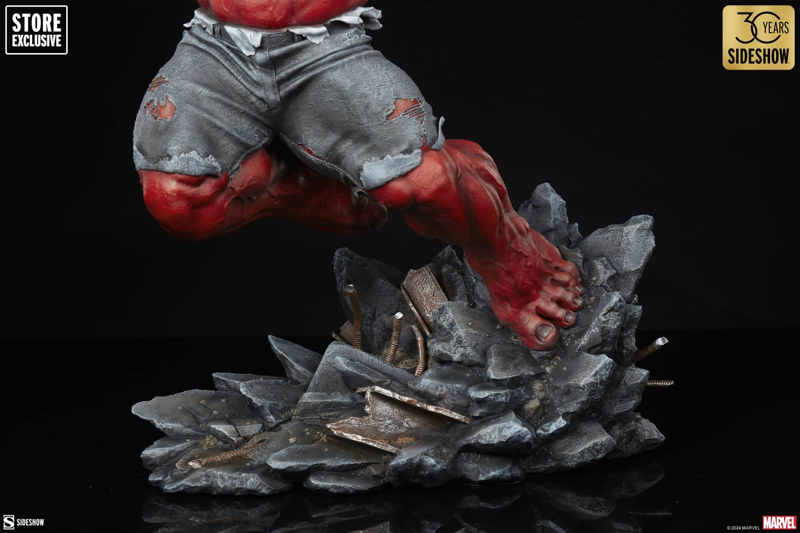Sideshow Collectibles Red Hulk Thunderbolt Ross Premium Format Figure Store Exclusive Statue Variant