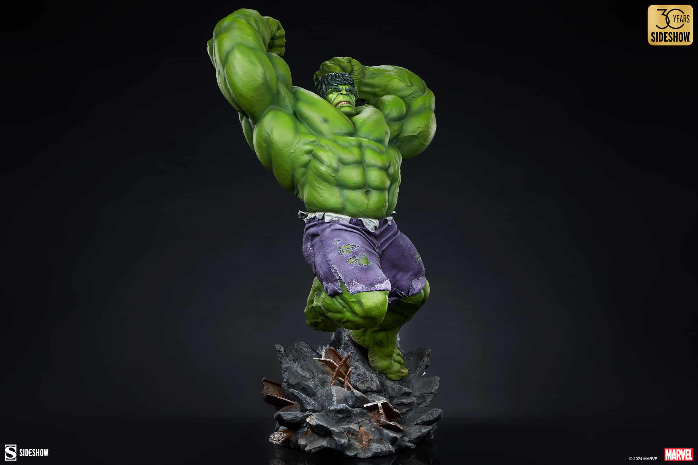 Sideshow Collectibles Hulk Classic Premium Format Figure Limited Marvel Collectible Statue