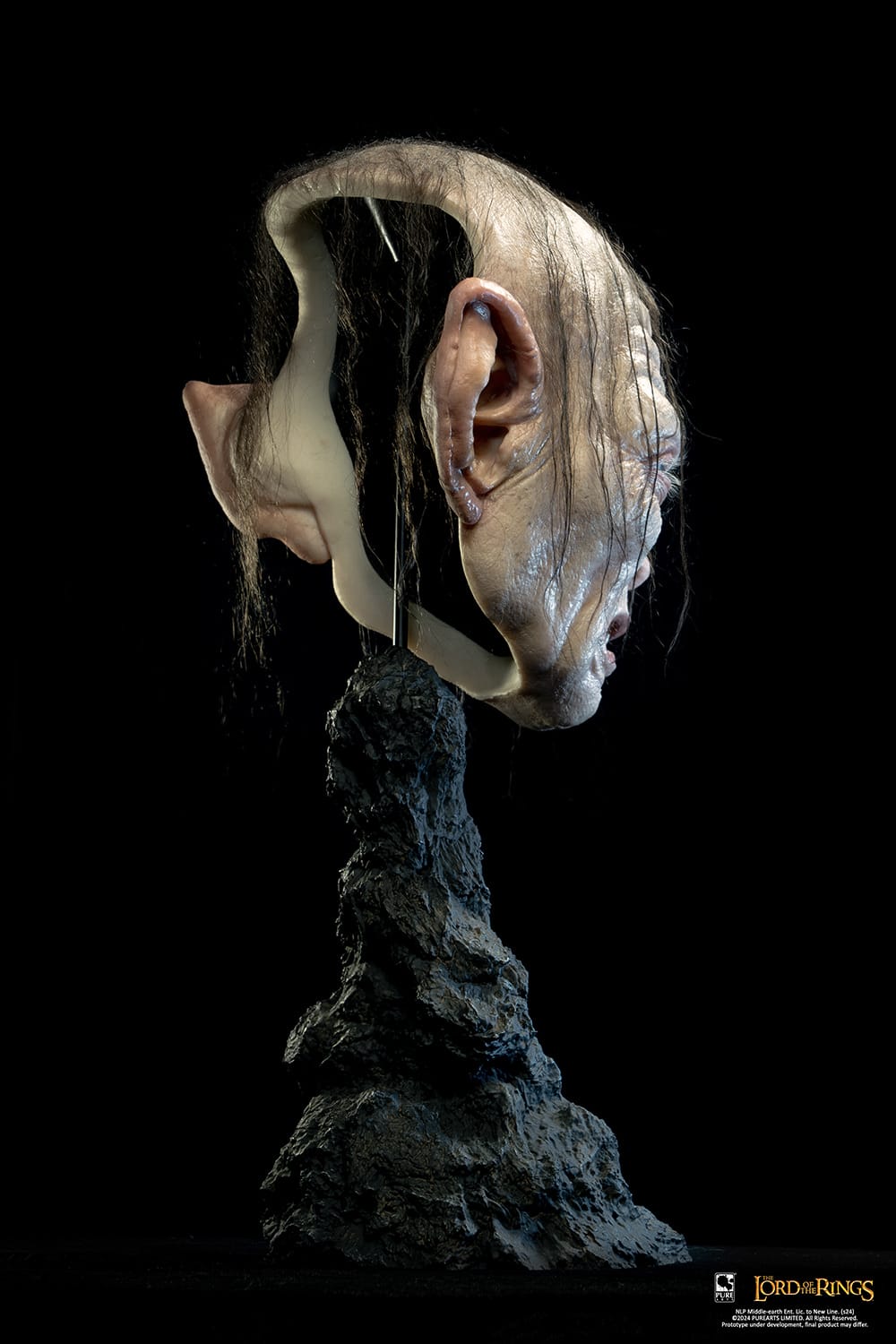 gollum-art-mask_the-lord-of-the-rings_gallery_662052bb86236