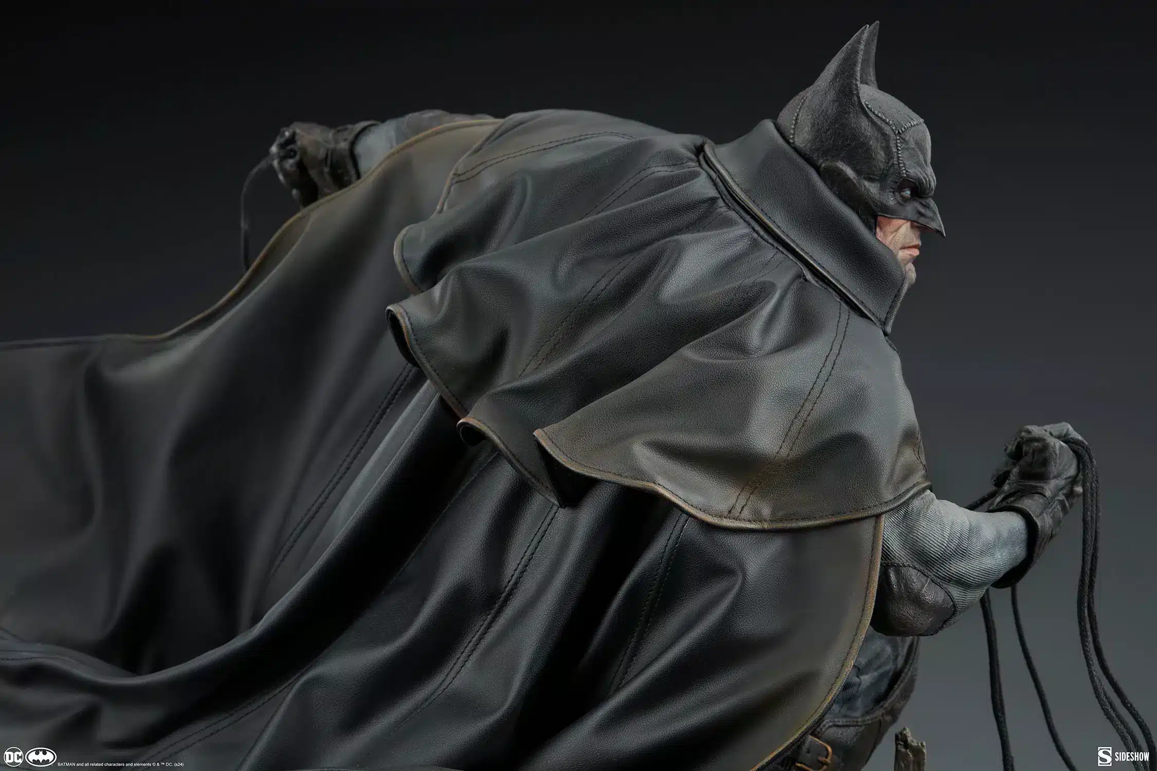 Sideshow Collectibles Batman: Gotham By Gaslight Premium Format Figure DC Collectibles Limited Statue