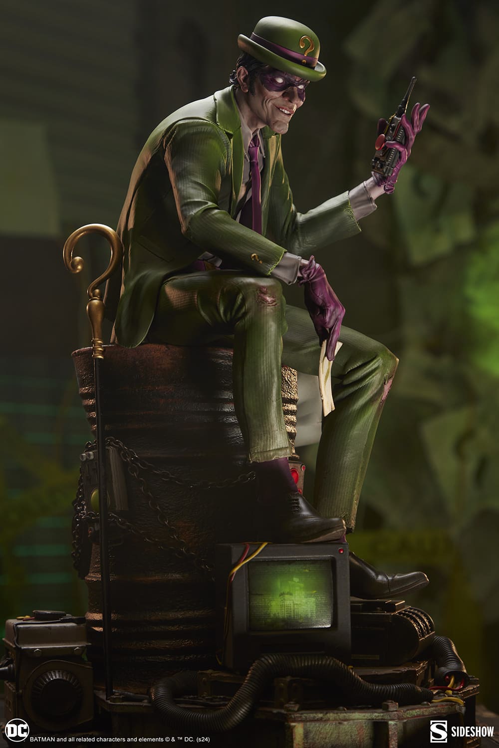 sideshow-collectibles-dc-comics-riddler-premium-format-figure-gallery-672a8a46a0ba2