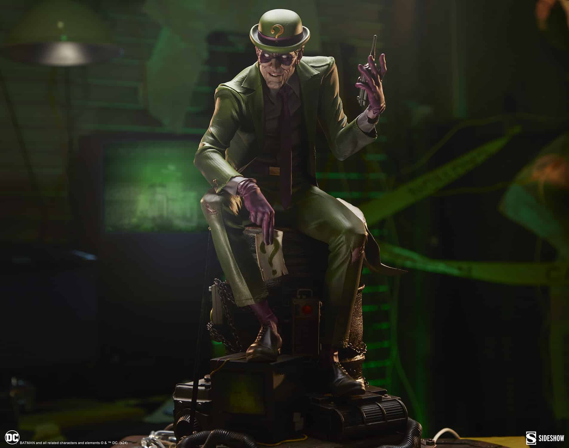 sideshow-collectibles-dc-comics-riddler-premium-format-figure-gallery-672a8a4758aa9