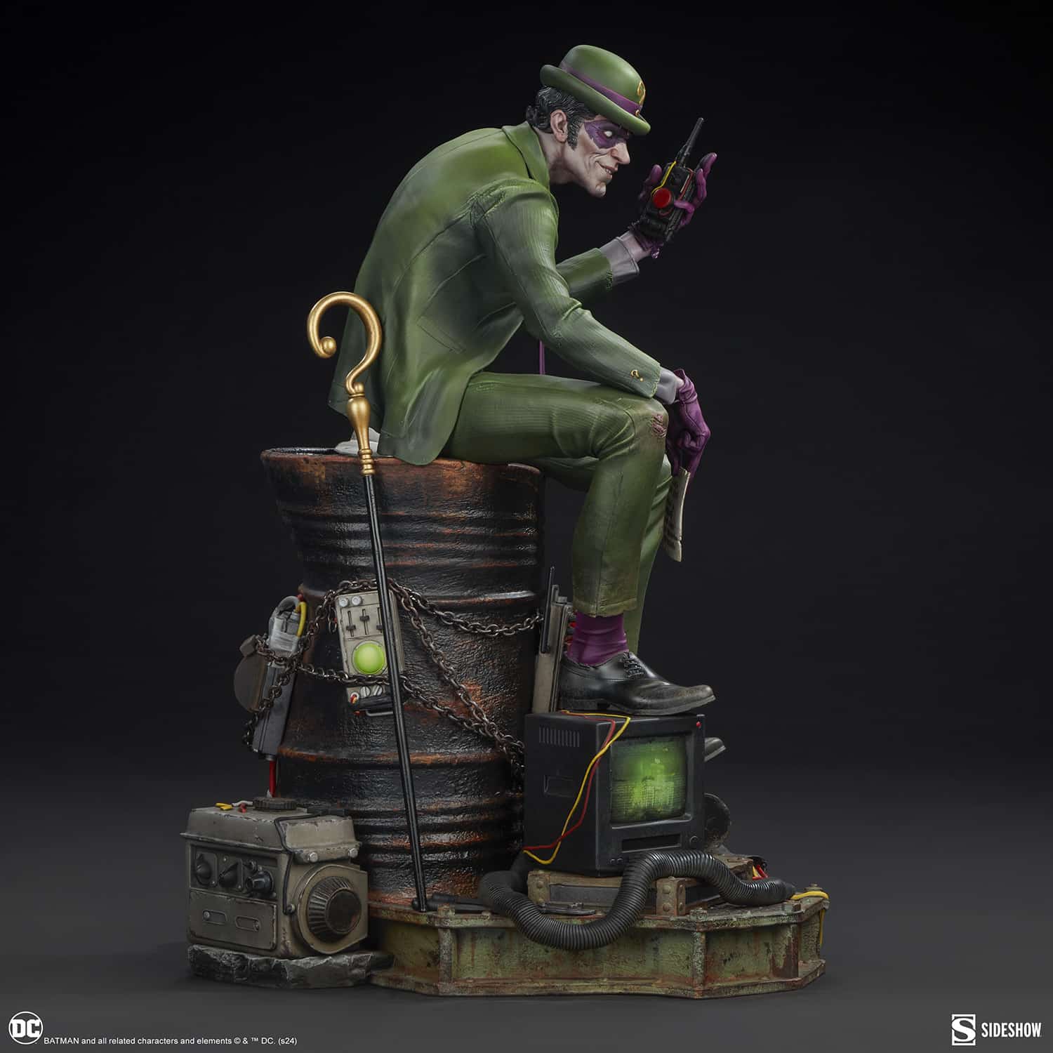 sideshow-collectibles-dc-comics-riddler-premium-format-figure-gallery-672a8a4995857
