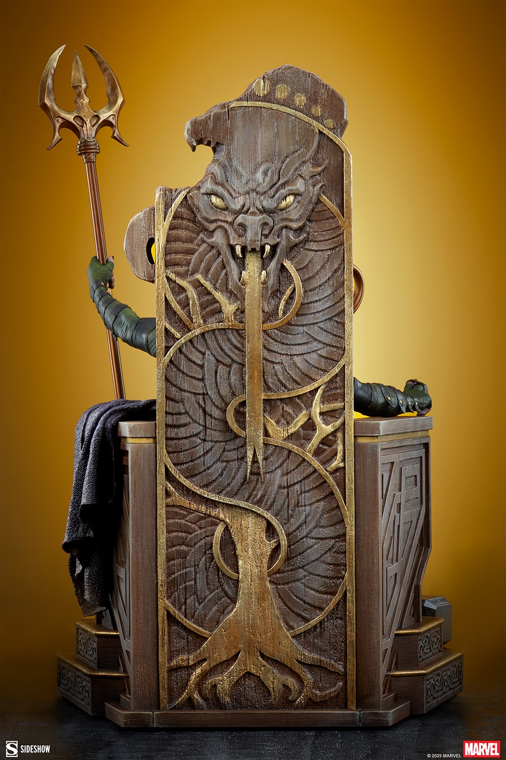 sideshow-collectibles-marvel-loki-premium-format-figure-gallery-67b67ba815e88