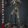 T-800 Endoskeleton Battle-Damaged Sixth Scale Figure The Terminator Limited Collectible