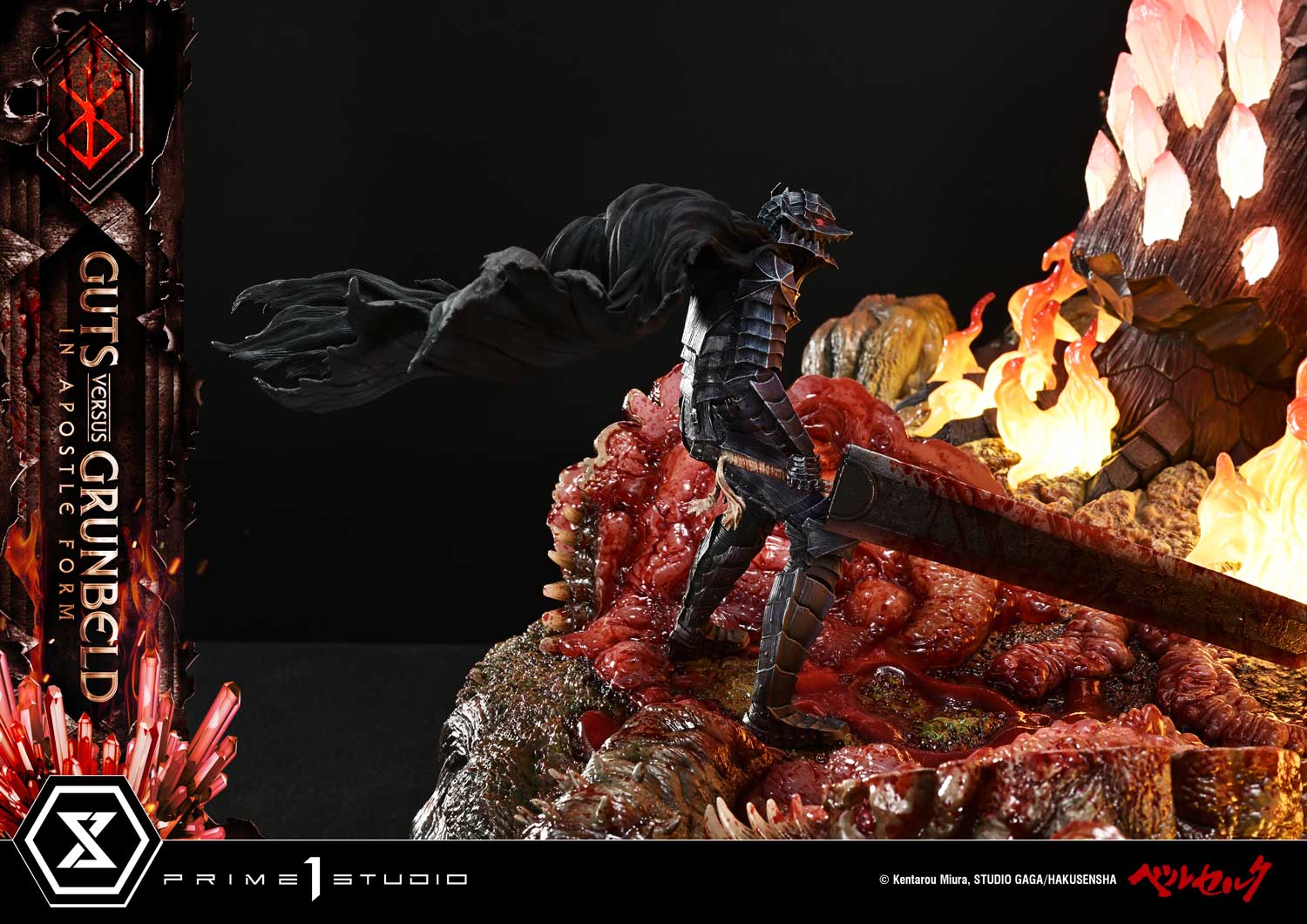 b18_UDMBR-02_29 Guts Versus Grunbeld In Apostle Form Statue BERSERK Limited Collectible