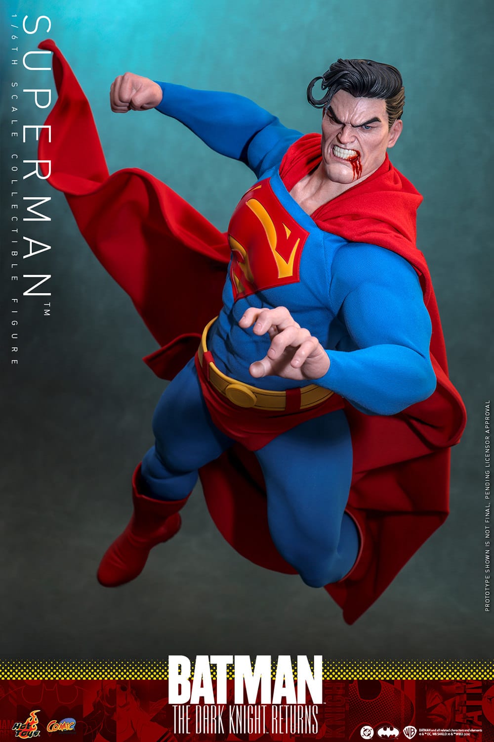 Superman Sixth Scale Figure Batman: The Dark Knight Returns Limited Collectible
