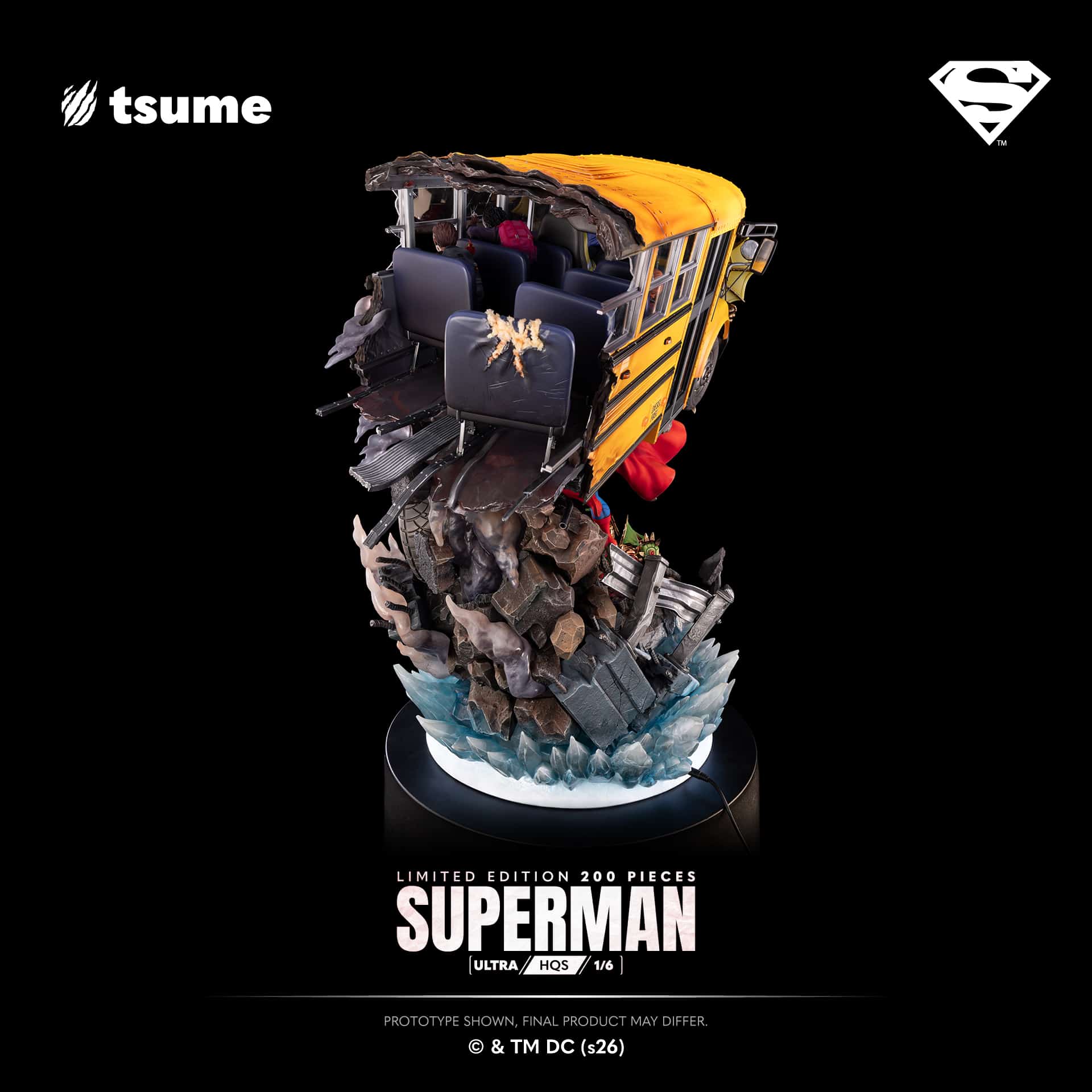 Superman Ultra HQS 1:6 Scale Limited Collectible