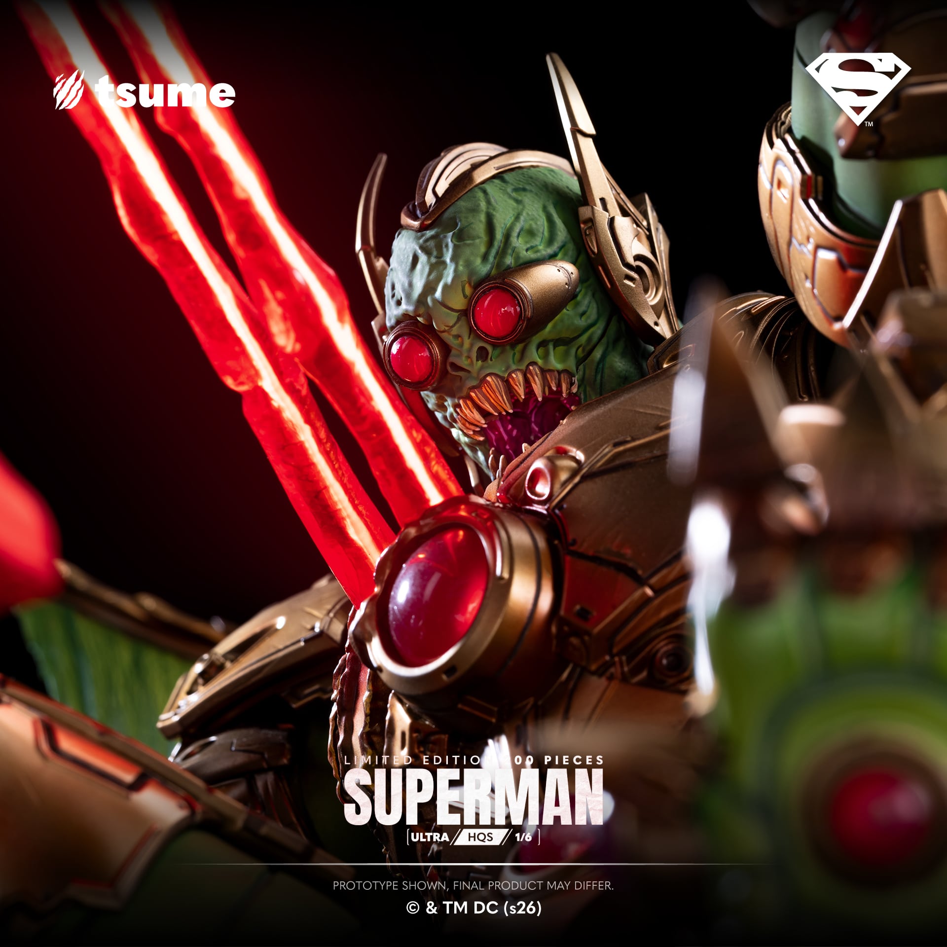 Superman Ultra HQS 1:6 Scale Limited Collectible
