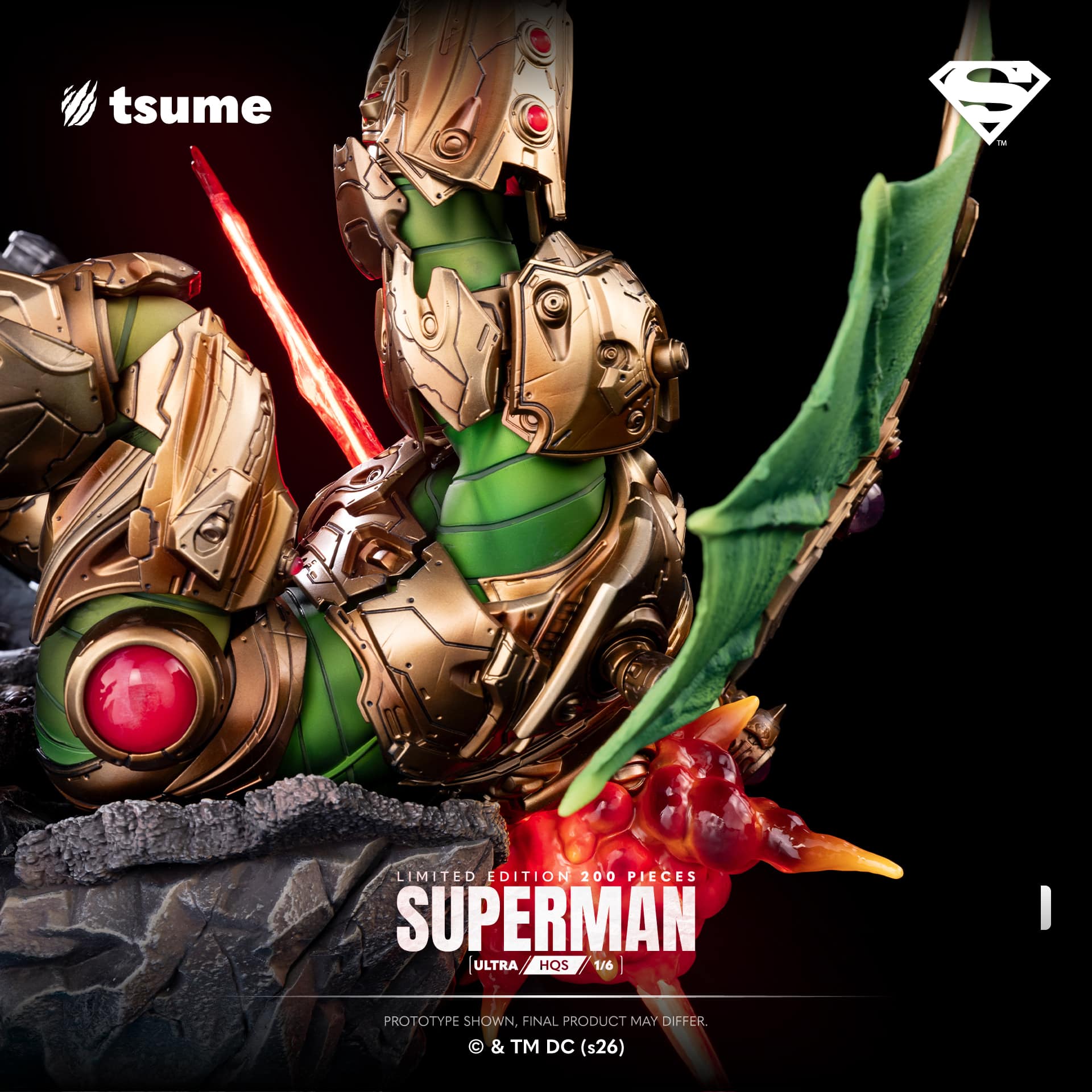 Superman Ultra HQS 1:6 Scale Limited Collectible
