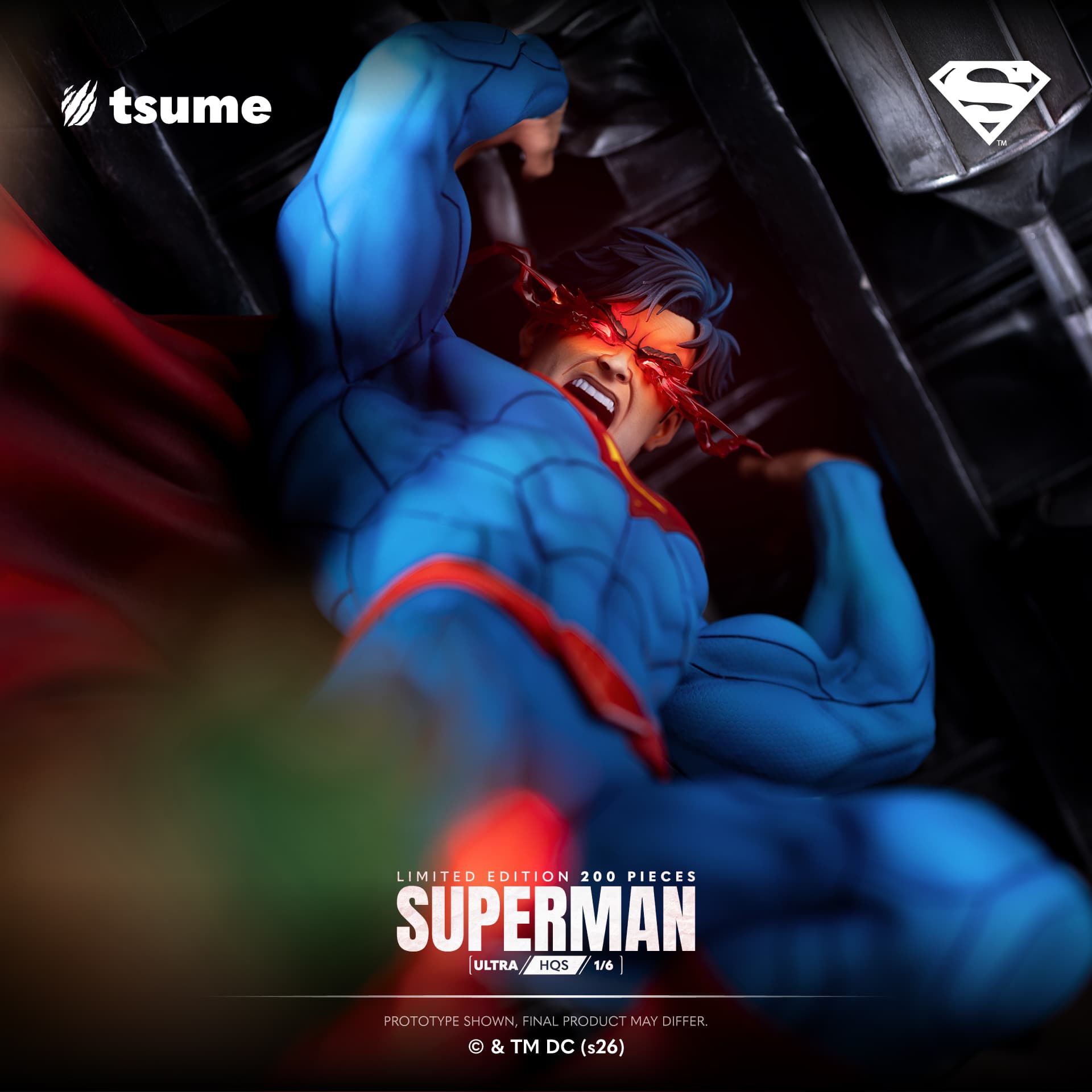 Superman Ultra HQS 1:6 Scale Limited Collectible
